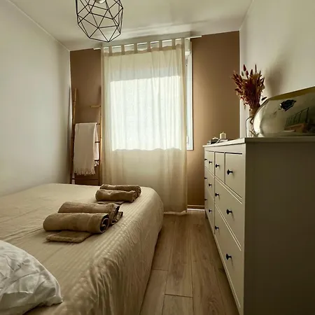 Apartment Clovis - Hypercentre Avec Balcon Et Parking